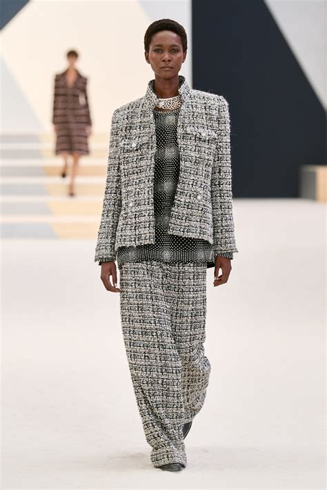 chanel fall 2022 couture|chanel runway fashion.